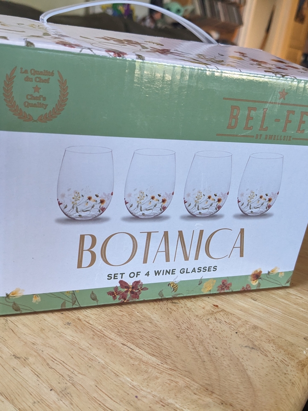 Botanica Stemless Wine Glasses - Set of 4 (Floral Gold Accent)